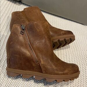 Women's Joan of Arctic Wedge II Boot Light Rain Waterproof - Ash Brown size 8